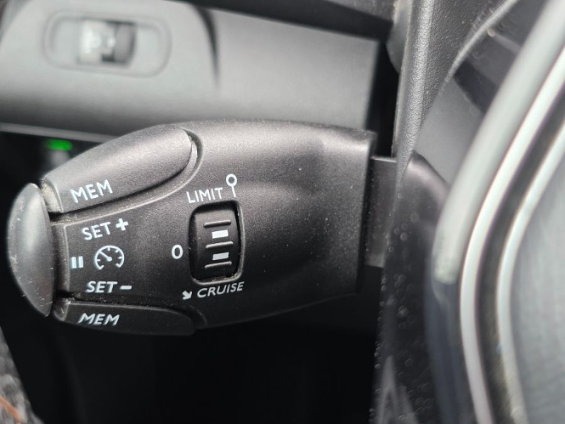 Photo 37 de l'offre de PEUGEOT RIFTER 1.5 BlueHDi 130 BVM6 GT JA17 230V Attel. à 21950€ chez Mérignac auto