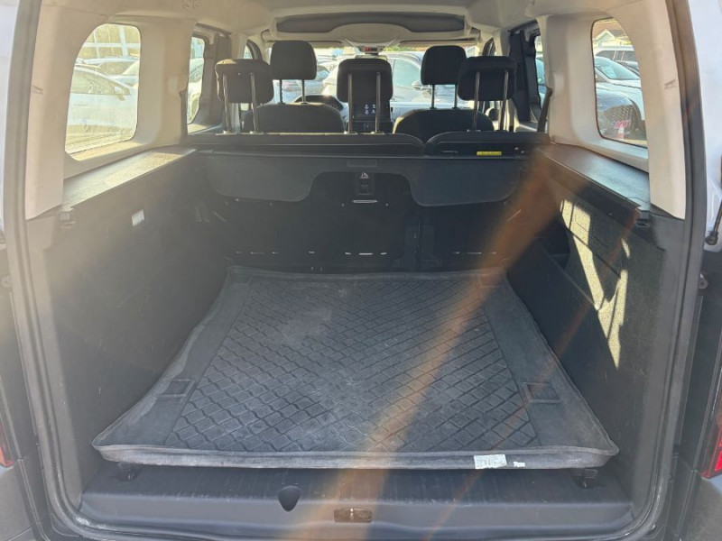Photo 4 de l'offre de PEUGEOT RIFTER XL LONG 1.5 BlueHDi 100 BVM6 ACTIVE PACK N1 5PL CarPlay Attel. à 22750€ chez Mérignac auto