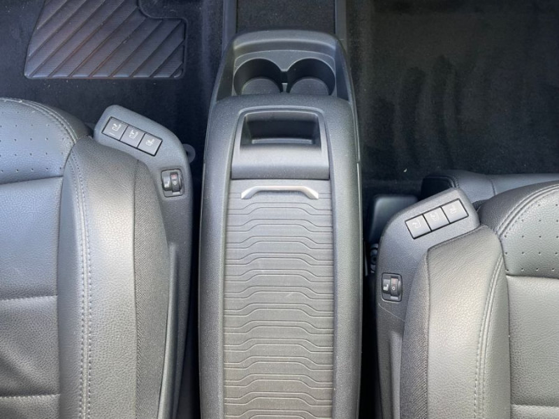 Photo 18 de l'offre de CITROEN GRAND C4 SPACETOURER 1.5 BlueHDi 130 EAT8 SHINE CUIR SEM Hayon EL. Attel. 7PL 1ère Main à 23990€ chez Mérignac auto
