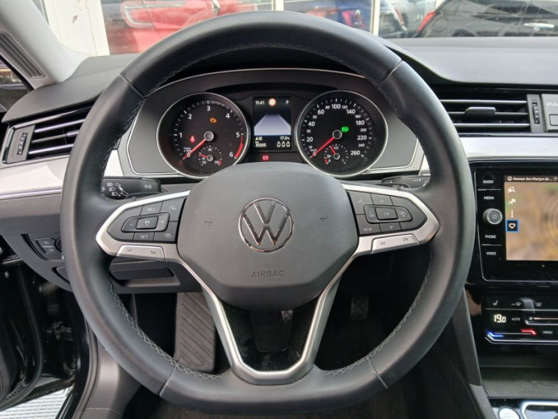 Photo 18 de l'offre de VOLKSWAGEN PASSAT SW VIII 2.0 TDI 150 DSG7 STYLE BUSINESS GPS Camera ACC Hayon EL. 1ère Main à 27990€ chez Mérignac auto