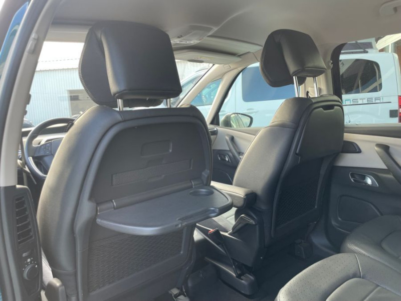 Photo 22 de l'offre de CITROEN GRAND C4 SPACETOURER 1.5 BlueHDi 130 EAT8 SHINE CUIR SEM Hayon EL. Attel. 7PL 1ère Main à 23990€ chez Mérignac auto