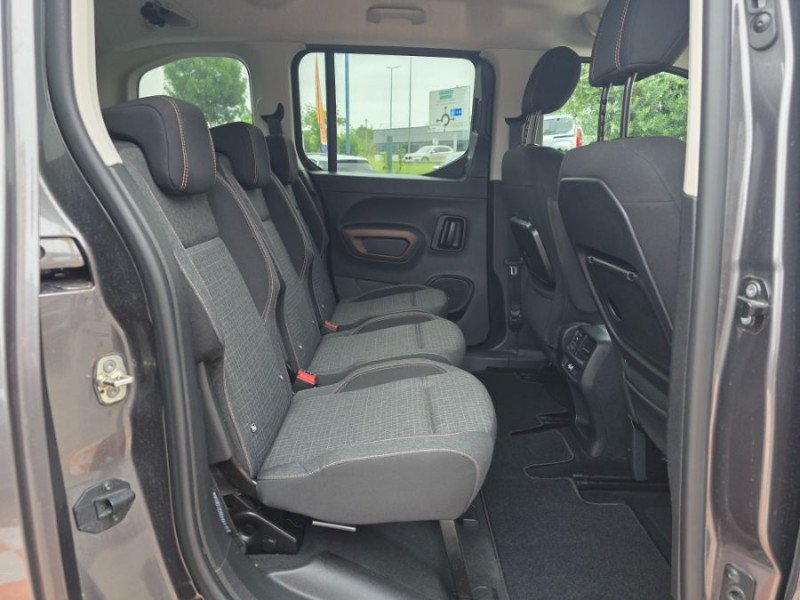 Photo 17 de l'offre de PEUGEOT RIFTER 1.5 BlueHDi 130 BVM6 GT JA17 230V Attel. à 21950€ chez Mérignac auto