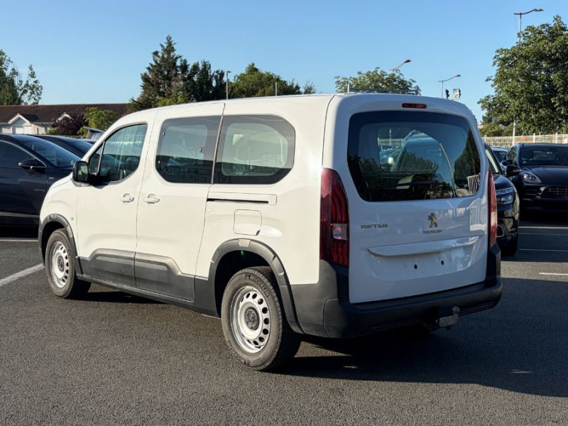 Photo 3 de l'offre de PEUGEOT RIFTER XL LONG 1.5 BlueHDi 100 BVM6 ACTIVE PACK N1 5PL CarPlay Attel. à 22750€ chez Mérignac auto