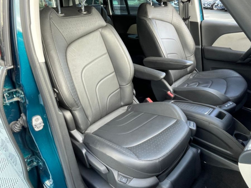 Photo 20 de l'offre de CITROEN GRAND C4 SPACETOURER 1.5 BlueHDi 130 EAT8 SHINE CUIR SEM Hayon EL. Attel. 7PL 1ère Main à 23990€ chez Mérignac auto