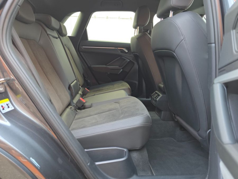 Photo 19 de l'offre de AUDI Q3 35 TDI 150 S tronic 7 S LINE JA19 LED Hayon EL. 1ère Main à 28900€ chez Mérignac auto