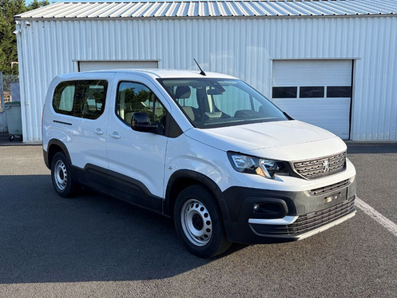 Photo 2 de l'offre de PEUGEOT RIFTER XL LONG 1.5 BlueHDi 100 BVM6 ACTIVE PACK N1 5PL CarPlay Attel. à 22750€ chez Mérignac auto