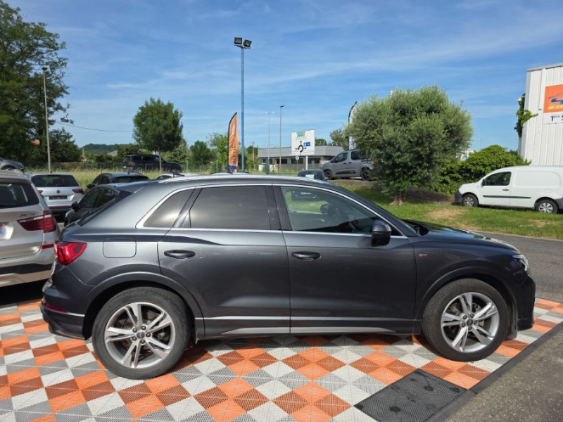 Photo 12 de l'offre de AUDI Q3 35 TDI 150 S tronic 7 S LINE JA19 LED Hayon EL. 1ère Main à 28900€ chez Mérignac auto