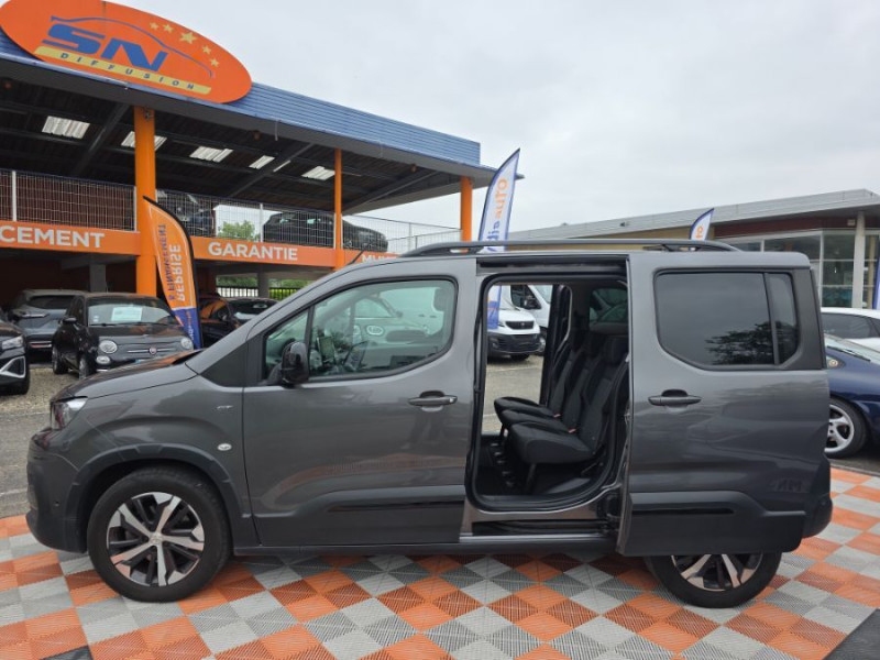 Photo 21 de l'offre de PEUGEOT RIFTER 1.5 BlueHDi 130 BVM6 GT JA17 230V Attel. à 21950€ chez Mérignac auto