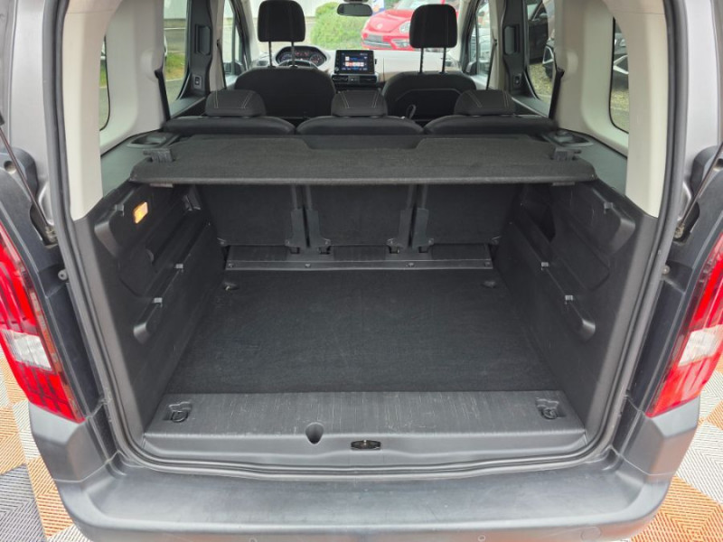 Photo 13 de l'offre de PEUGEOT RIFTER 1.5 BlueHDi 130 BVM6 GT JA17 230V Attel. à 21950€ chez Mérignac auto