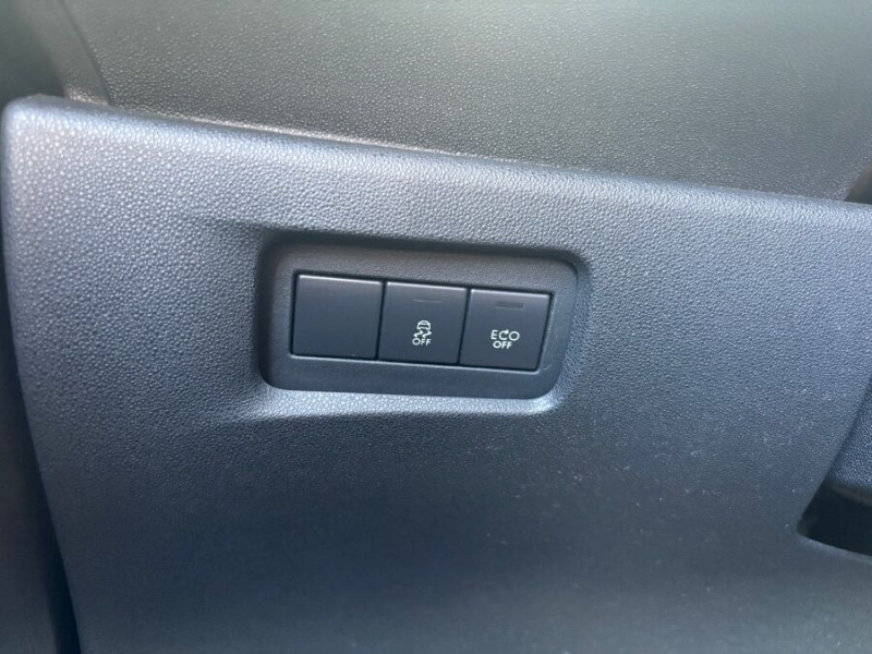Photo 15 de l'offre de CITROEN DS3 1.6 E-HDI 90 SO CHIC JA16 Radar à 8900€ chez Mérignac auto