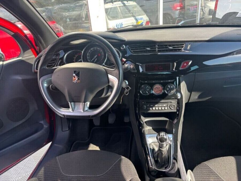 Photo 4 de l'offre de CITROEN DS3 1.6 E-HDI 90 SO CHIC JA16 Radar à 8900€ chez Mérignac auto