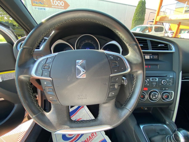 Photo 17 de l'offre de CITROEN DS4 1.6 THP 200 BVM6 SPORT CHIC CUIR JA18 Radars à 9950€ chez Mérignac auto