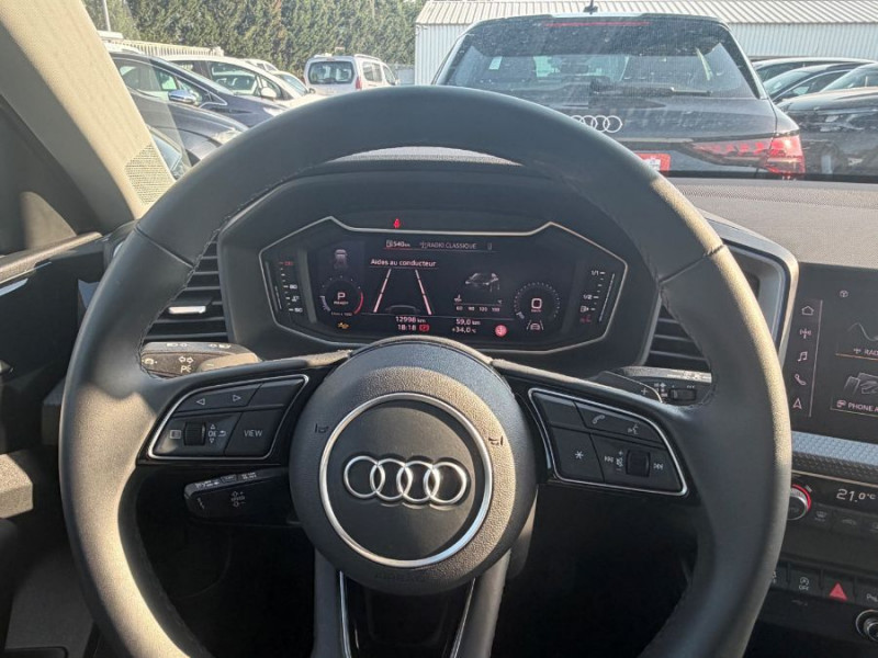 Photo 9 de l'offre de AUDI A1 SPORTBACK II 30 TFSI 110 S tronic 7 Pack Ext. S LINE JA18 Camera Key Less à 27450€ chez Mérignac auto