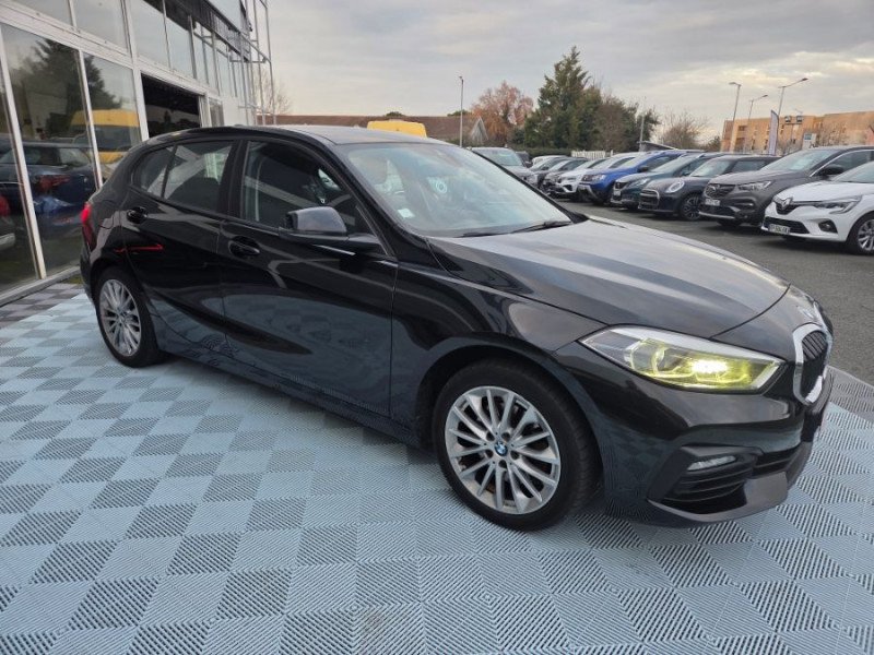 Photo 2 de l'offre de BMW SERIE 1 (F40) 118DA 150 BVA8 BUSINESS GPS Keyless SC Attel. à 21450€ chez Mérignac auto