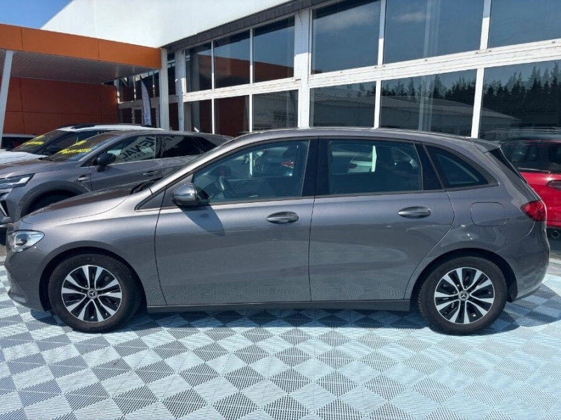 Photo 10 de l'offre de MERCEDES-BENZ CLASSE B 180 Ess. 136cv BVM6 BUSINESS GPS SC Camera Attel. 1ère Main à 21750€ chez Mérignac auto