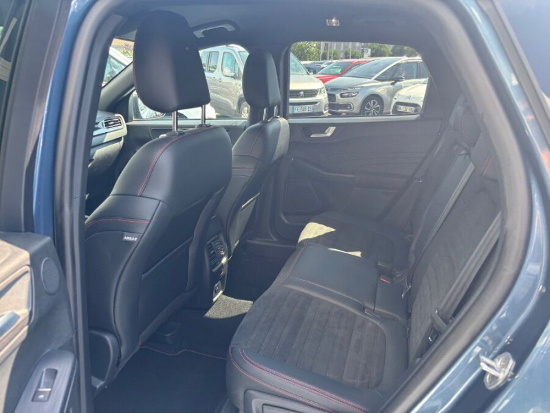 Photo 27 de l'offre de FORD KUGA 2.0 ECOBLUE D 120 BVA8 ST LINE X 360° Attel. Options... à 25390€ chez Mérignac auto