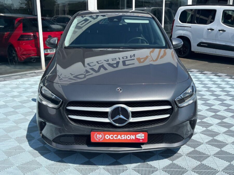 Photo 14 de l'offre de MERCEDES-BENZ CLASSE B 180 Ess. 136cv BVM6 BUSINESS GPS SC Camera Attel. 1ère Main à 21750€ chez Mérignac auto