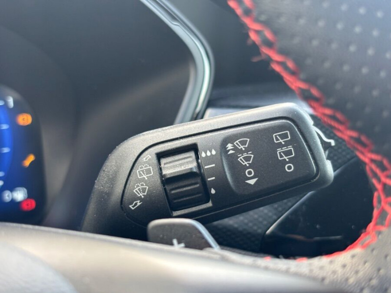 Photo 23 de l'offre de FORD KUGA 2.0 ECOBLUE D 120 BVA8 ST LINE X 360° Attel. Options... à 25390€ chez Mérignac auto