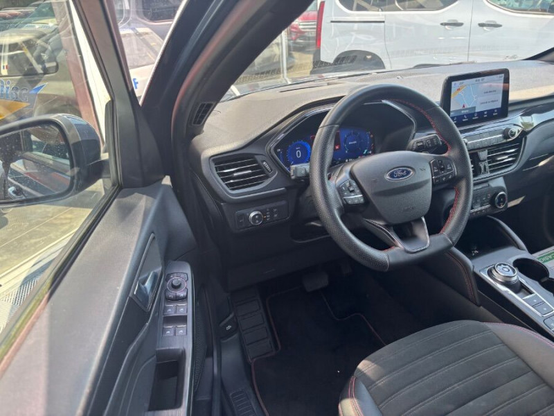 Photo 17 de l'offre de FORD KUGA 2.0 ECOBLUE D 120 BVA8 ST LINE X 360° Attel. Options... à 25390€ chez Mérignac auto