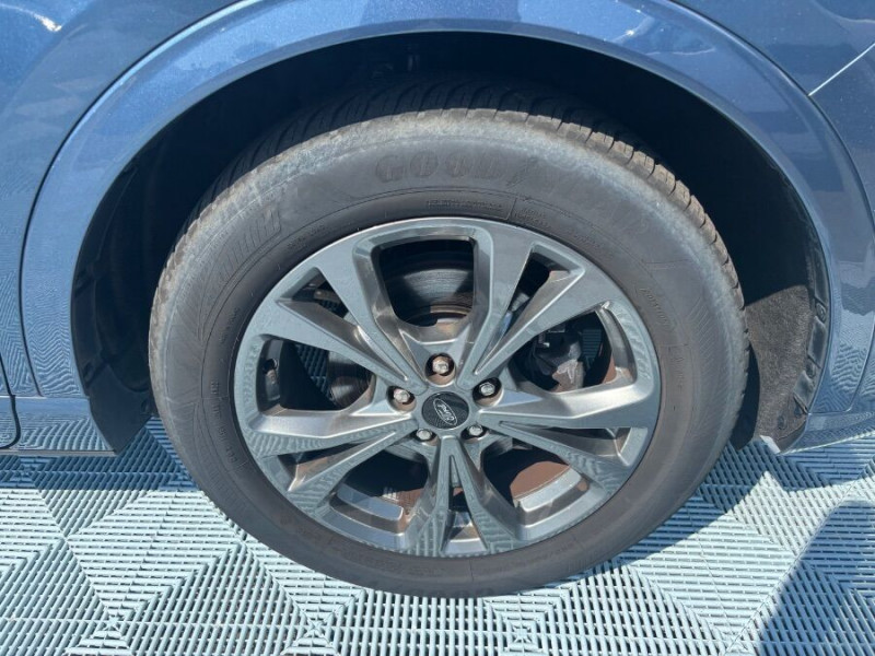 Photo 25 de l'offre de FORD KUGA 2.0 ECOBLUE D 120 BVA8 ST LINE X 360° Attel. Options... à 25390€ chez Mérignac auto