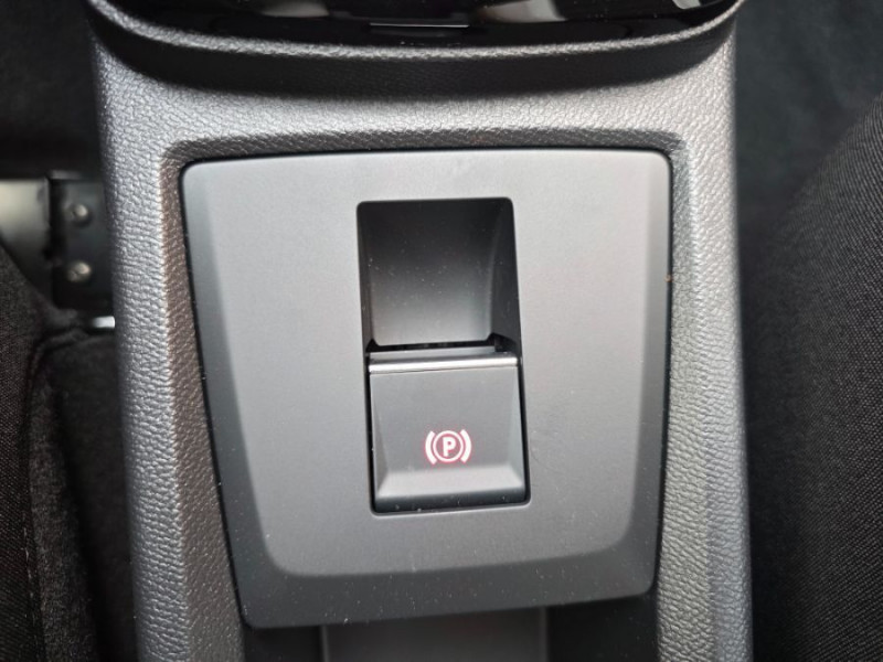 Photo 24 de l'offre de CITROEN C3 AIRCROSS 1.2 HYBRID 145 ECS-6 FEEL à 24450€ chez Mérignac auto