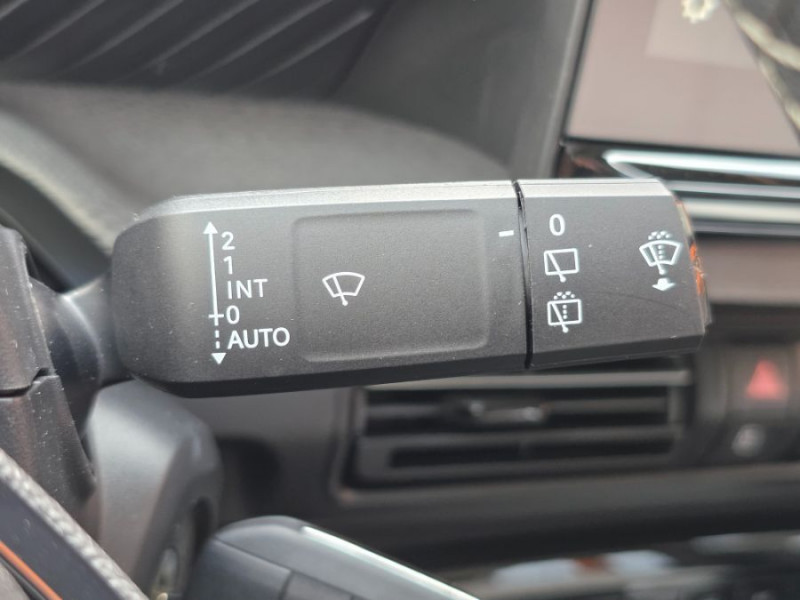 Photo 18 de l'offre de CITROEN C3 AIRCROSS 1.2 HYBRID 145 ECS-6 FEEL à 24450€ chez Mérignac auto