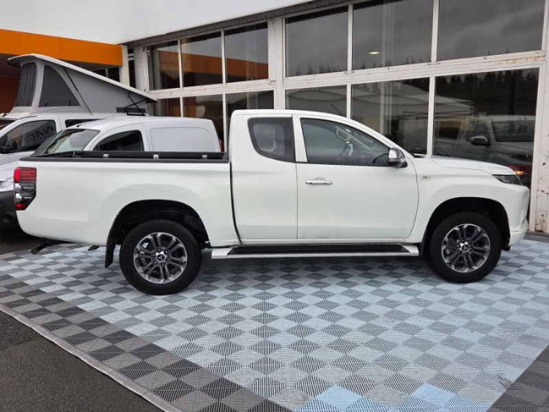 Photo 10 de l'offre de MITSUBISHI L200 2.2 DI-D 150 BVM6 4WD CLUB CAB INVITE CLIM à 28900€ chez Mérignac auto