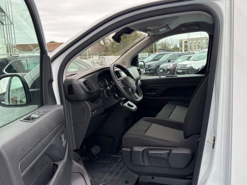 Photo 21 de l'offre de PEUGEOT EXPERT FOURGON 2.0 BlueHDi 145 EAT8 ASPHALT GPS Attel. Galerie 1ère Main 23450.H.T à 23450€ chez Mérignac auto