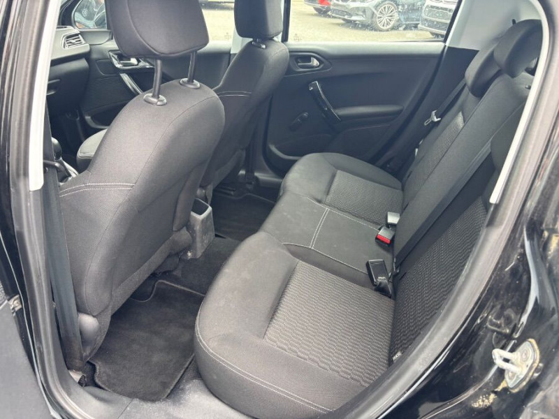 Photo 12 de l'offre de PEUGEOT 208 1.6 BlueHDi 75 ACTIVE CLIM Bluetooth à 10980€ chez Mérignac auto