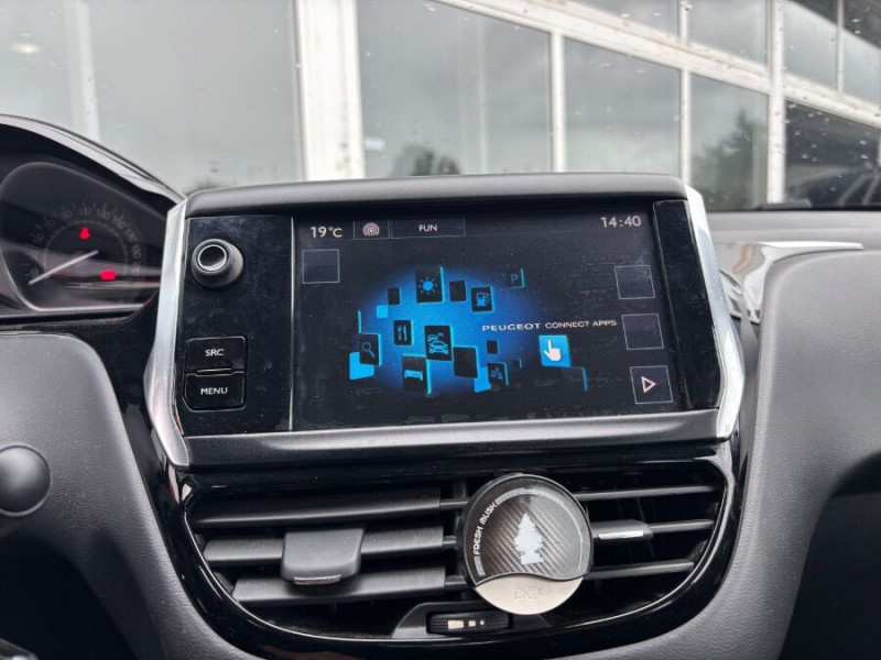 Photo 26 de l'offre de PEUGEOT 208 1.6 BlueHDi 75 ACTIVE CLIM Bluetooth à 10980€ chez Mérignac auto