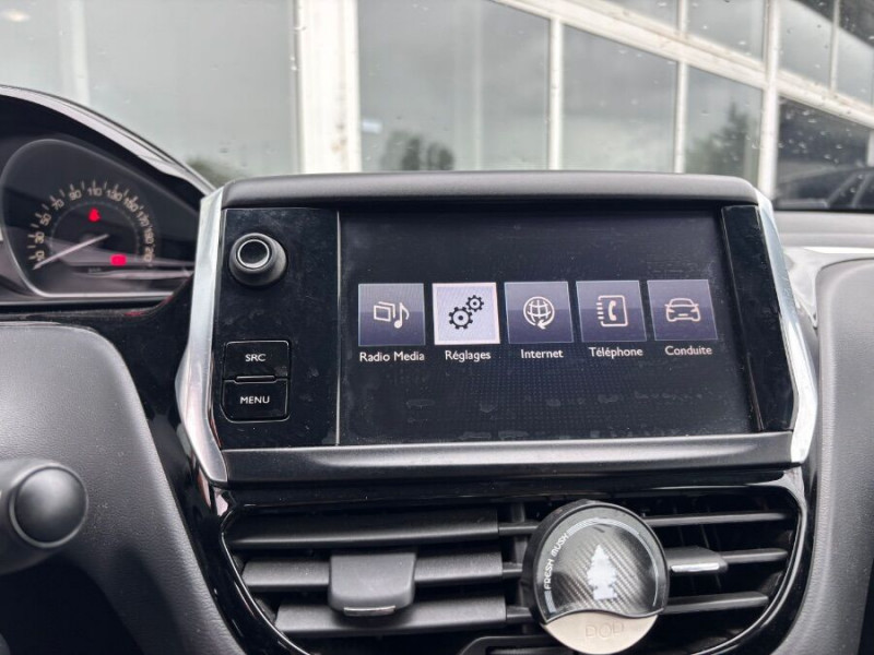 Photo 25 de l'offre de PEUGEOT 208 1.6 BlueHDi 75 ACTIVE CLIM Bluetooth à 10980€ chez Mérignac auto