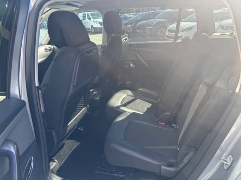 Photo 14 de l'offre de CITROEN GRAND C4 SPACETOURER 1.5 BlueHDi 130 EAT8 SHINE Cam360° Attel. 7PL 1ère Main à 23450€ chez Mérignac auto