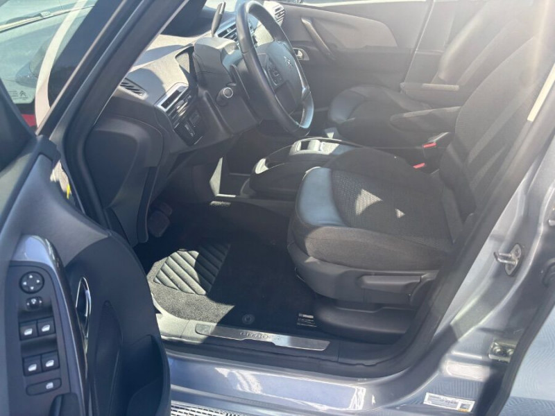 Photo 15 de l'offre de CITROEN GRAND C4 SPACETOURER 1.5 BlueHDi 130 EAT8 SHINE Cam360° Attel. 7PL 1ère Main à 23450€ chez Mérignac auto