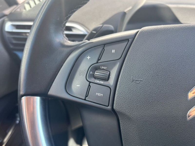 Photo 20 de l'offre de CITROEN GRAND C4 SPACETOURER 1.5 BlueHDi 130 EAT8 SHINE Cam360° Attel. 7PL 1ère Main à 23450€ chez Mérignac auto