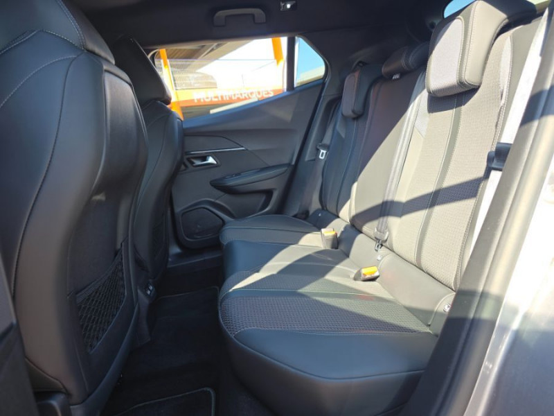 Photo 17 de l'offre de PEUGEOT 2008 1.5 BlueHDi 110 BVM6 GT GPS Camera SC à 18950€ chez Mérignac auto