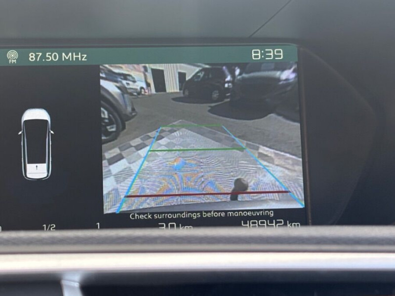 Photo 12 de l'offre de CITROEN GRAND C4 SPACETOURER 1.5 BlueHDi 130 EAT8 SHINE Cam360° Attel. 7PL 1ère Main à 23450€ chez Mérignac auto