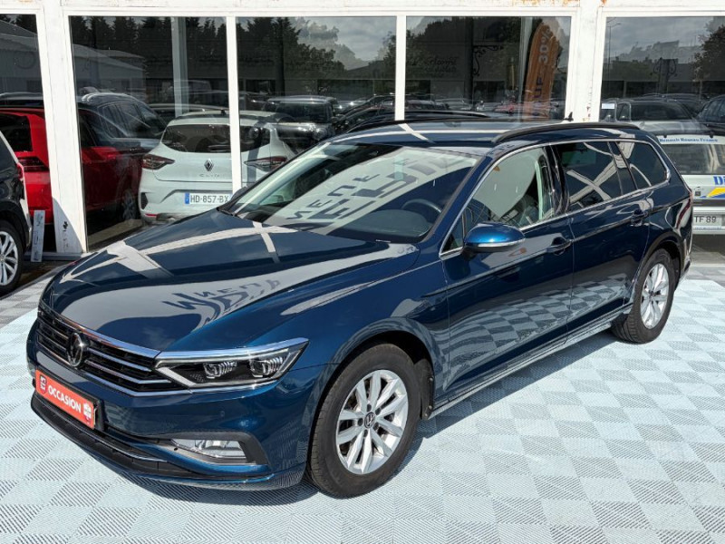 Photo 11 de l'offre de VOLKSWAGEN PASSAT SW VIII 1.5 TSI 150 DSG7 STYLE BUSINESS CUIR GPS ACC Hayon EL. 1ère Main à 28900€ chez Mérignac auto