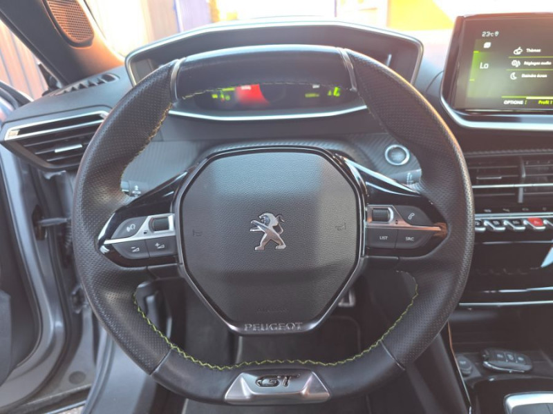 Photo 43 de l'offre de PEUGEOT 2008 1.5 BlueHDi 110 BVM6 GT GPS Camera SC à 18950€ chez Mérignac auto