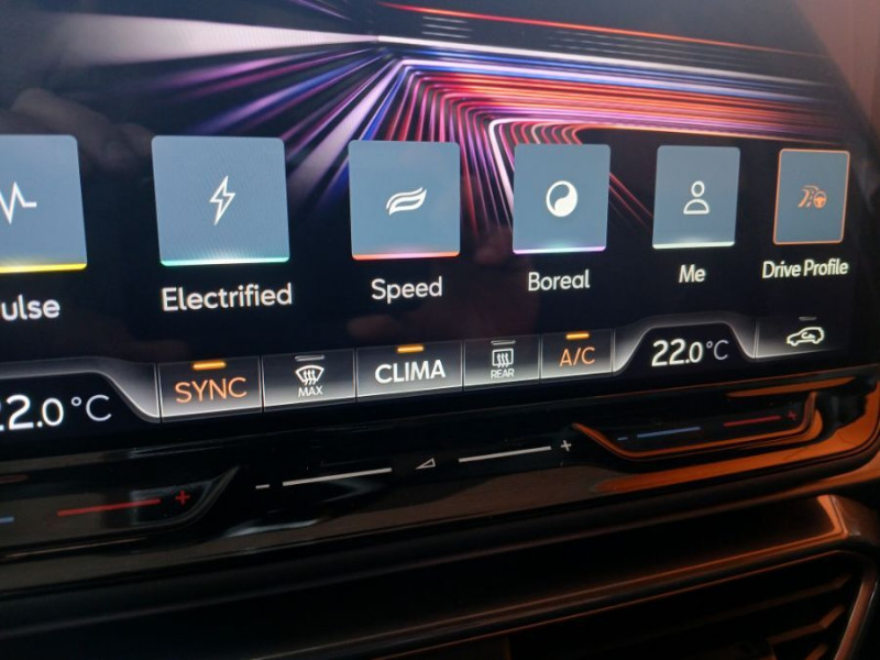 Photo 50 de l'offre de CUPRA FORMENTOR NEW 1.5 eTSI 150 HYBRID BVA7 V PACK TOE Camera ACC Gtie 05/30 à 31690€ chez Mérignac auto