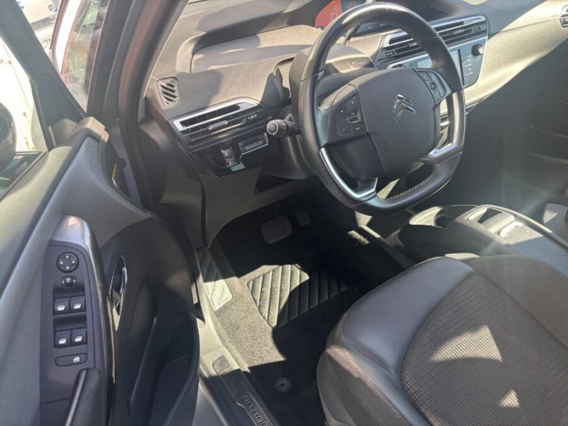 Photo 16 de l'offre de CITROEN GRAND C4 SPACETOURER 1.5 BlueHDi 130 EAT8 SHINE Cam360° Attel. 7PL 1ère Main à 23450€ chez Mérignac auto