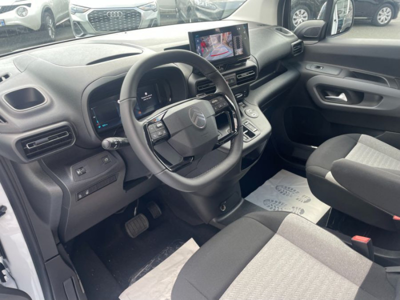 Photo 7 de l'offre de CITROEN BERLINGO 1.5 BlueHDi 130 EAT8 N1 MAX Camera 3 Sièges Arr. à 26450€ chez Mérignac auto