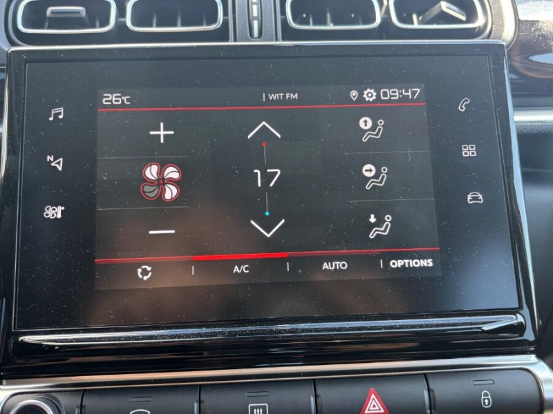 Photo 17 de l'offre de CITROEN C3 III 1.2 PureTech 83 MAX SHINE JA16 à 12950€ chez Mérignac auto