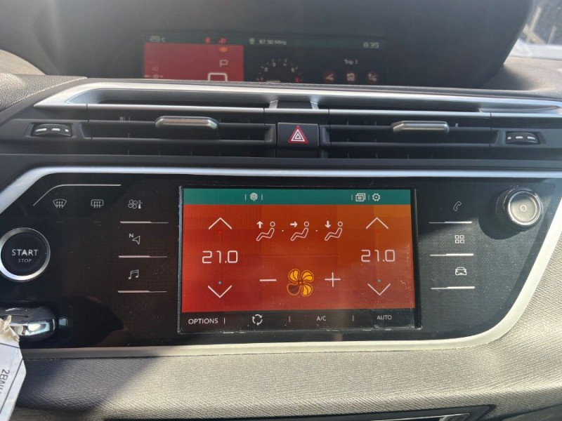 Photo 23 de l'offre de CITROEN GRAND C4 SPACETOURER 1.5 BlueHDi 130 EAT8 SHINE Cam360° Attel. 7PL 1ère Main à 23450€ chez Mérignac auto