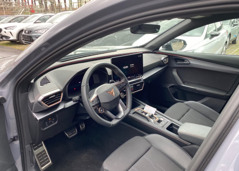 Photo 5 de l'offre de CUPRA FORMENTOR NEW 1.5 eTSI 150 HYBRID BVA7 V PACK TOE Camera ACC Gtie 05/30 à 31690€ chez Mérignac auto