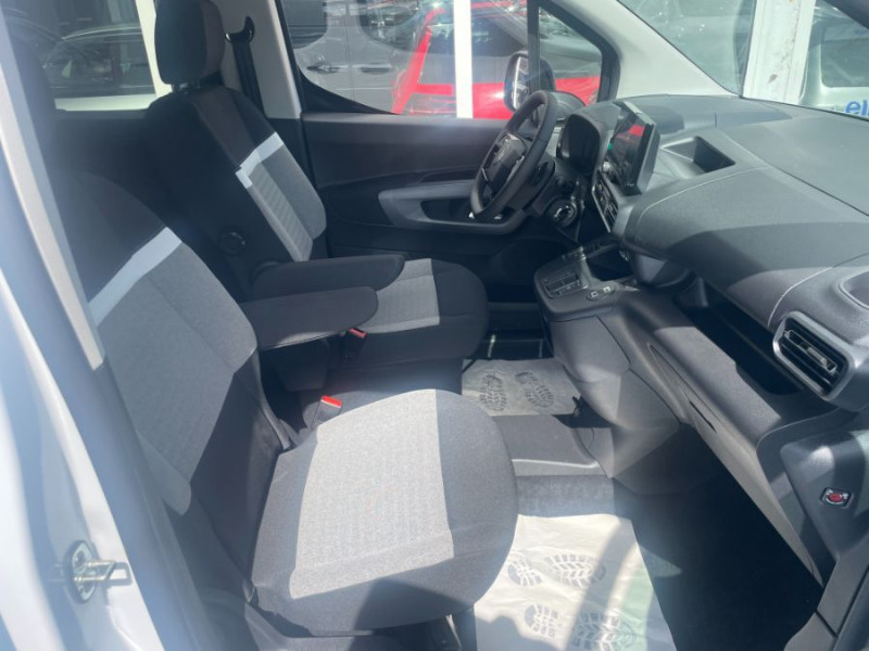 Photo 29 de l'offre de CITROEN BERLINGO 1.5 BlueHDi 130 EAT8 N1 MAX Camera 3 Sièges Arr. à 26450€ chez Mérignac auto