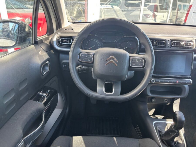 Photo 4 de l'offre de CITROEN C3 III 1.2 PureTech 83 MAX SHINE JA16 à 12950€ chez Mérignac auto