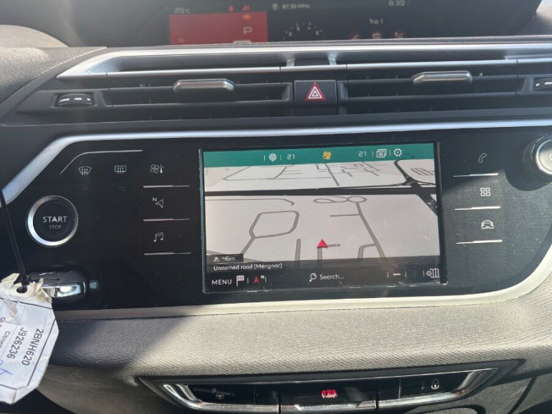 Photo 24 de l'offre de CITROEN GRAND C4 SPACETOURER 1.5 BlueHDi 130 EAT8 SHINE Cam360° Attel. 7PL 1ère Main à 23450€ chez Mérignac auto