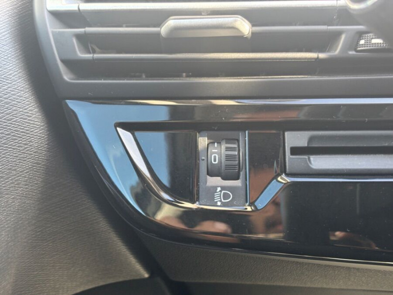 Photo 18 de l'offre de CITROEN GRAND C4 SPACETOURER 1.5 BlueHDi 130 EAT8 SHINE Cam360° Attel. 7PL 1ère Main à 23450€ chez Mérignac auto
