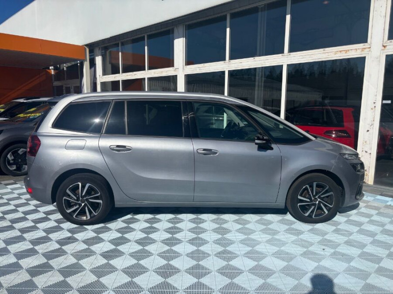 Photo 8 de l'offre de CITROEN GRAND C4 SPACETOURER 1.5 BlueHDi 130 EAT8 SHINE Cam360° Attel. 7PL 1ère Main à 23450€ chez Mérignac auto
