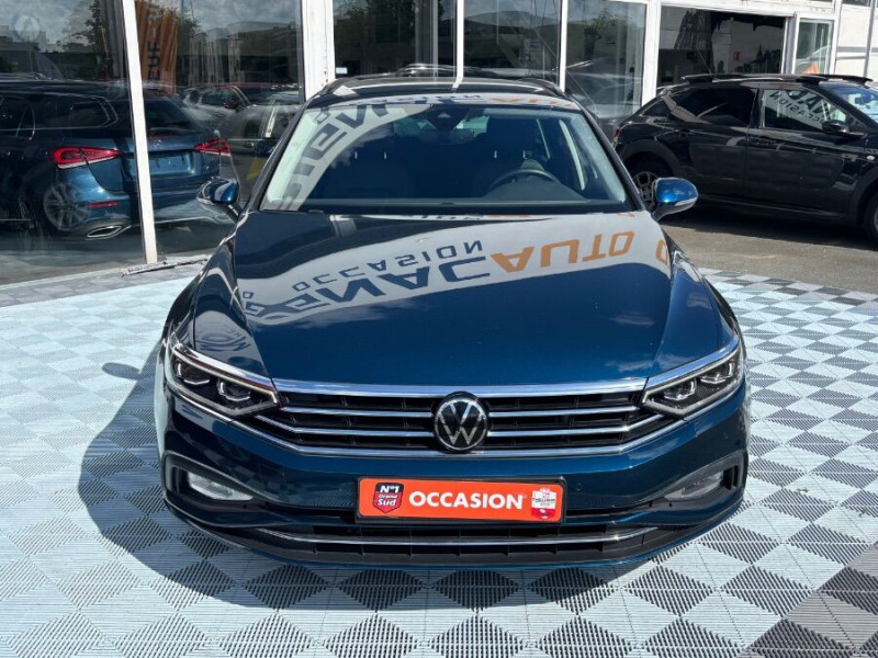 Photo 13 de l'offre de VOLKSWAGEN PASSAT SW VIII 1.5 TSI 150 DSG7 STYLE BUSINESS CUIR GPS ACC Hayon EL. 1ère Main à 28900€ chez Mérignac auto